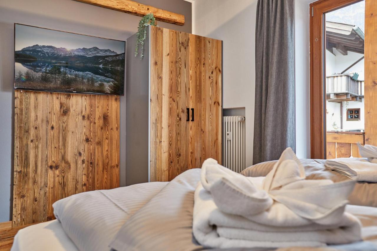 Alpis Ferienwohnung Garmisch-Partenkirchen Bagian luar foto
